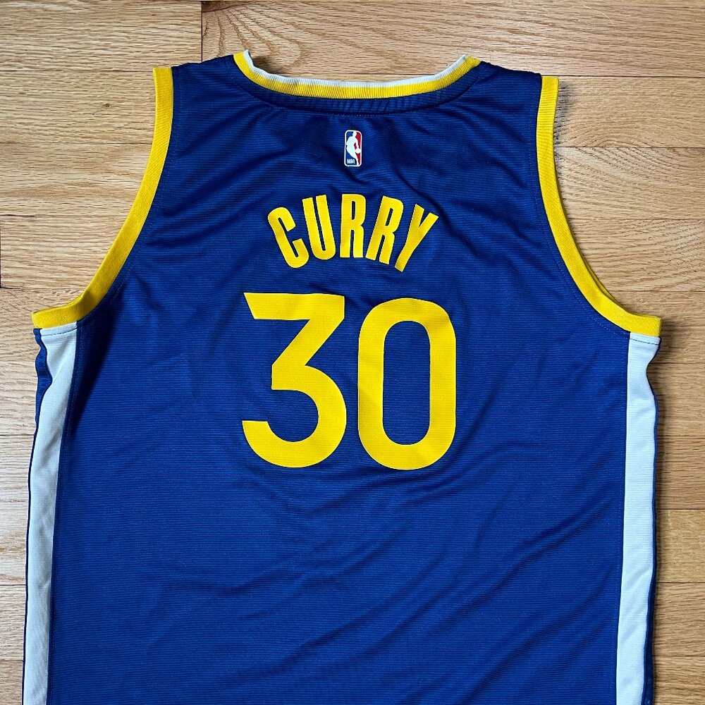 Official Stephen Curry Golden State Warriors Jersey - YOUTH XL